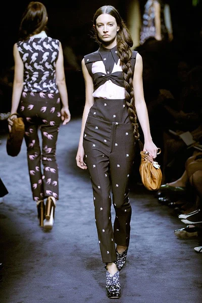 Look 9